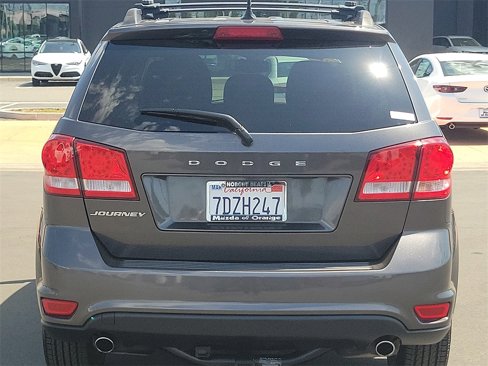 Used 2014 Dodge Journey SXT w/ Flexible Seating Group image 6