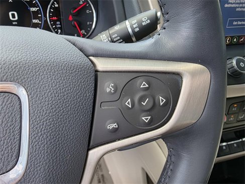 Used 2022 GMC Acadia Denali w/ Denali Ultimate Package image 18
