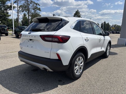 Used 2023 Ford Escape Active w/ Tech Pack #2 image 3