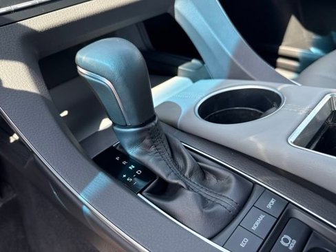 Used 2019 Toyota Avalon XSE w/ All Weather Liner Package image 24