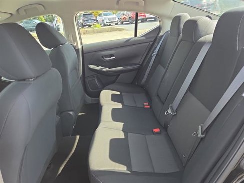 Used 2022 Nissan Sentra SV image 27
