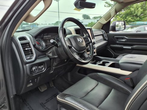 Used 2020 RAM 1500 Laramie image 28