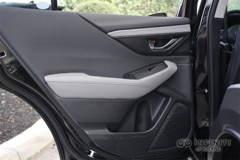 Used 2025 Subaru Outback Premium image 29