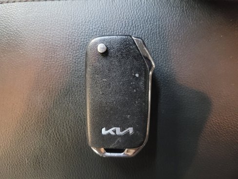 Used 2022 Kia Soul LX image 32