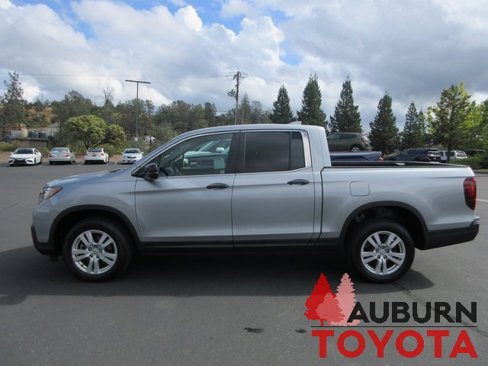 Used 2017 Honda Ridgeline RT image 11