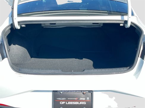 Used 2023 Hyundai Elantra SEL w/ Cargo Package image 23