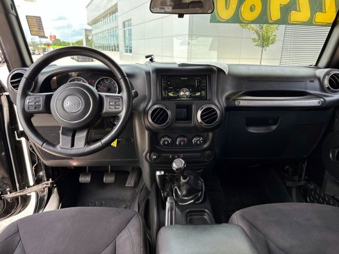 Used 2017 Jeep Wrangler Unlimited Sport w/ Max Tow Package image 19