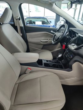 Used 2018 Ford Escape SE w/ SE Sync 3 Package image 11