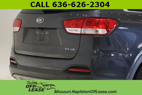 Used 2016 Kia Sorento EX w/ EX Touring Package image 5