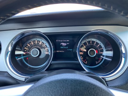 Used 2013 Ford Mustang Premium image 23