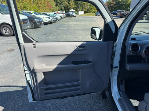 Used 2009 Honda Element EX image 24
