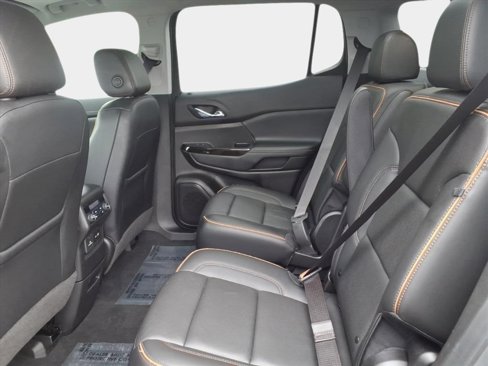 Used 2022 GMC Acadia AT4 w/ Technology Package image 13
