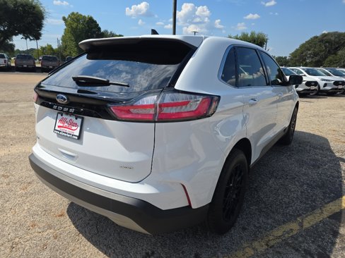 Used 2024 Ford Edge SEL w/ Convenience Package image 5