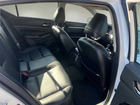 Used 2021 Nissan Altima 2.5 Platinum image 12