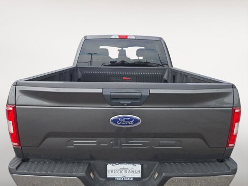 Used 2019 Ford F150 XLT image 10