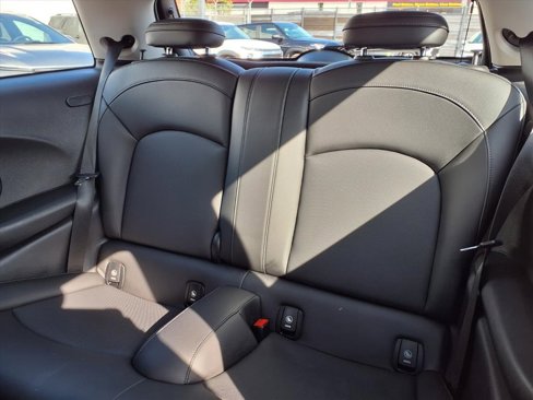 Used 2021 MINI Cooper S w/ 6.5" Touchscreen Package image 18