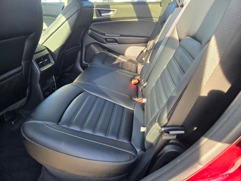 Used 2021 Ford Edge SEL w/ Convenience Package image 18