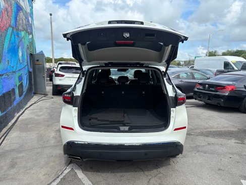 Used 2019 Nissan Murano Platinum image 15