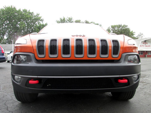 Used 2016 Jeep Cherokee Trailhawk w/ Comfort/Convenience Group image 17