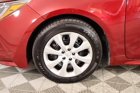 Used 2024 Toyota Corolla LE image 16