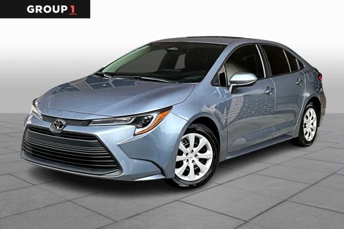 Used 2024 Toyota Corolla LE image 1
