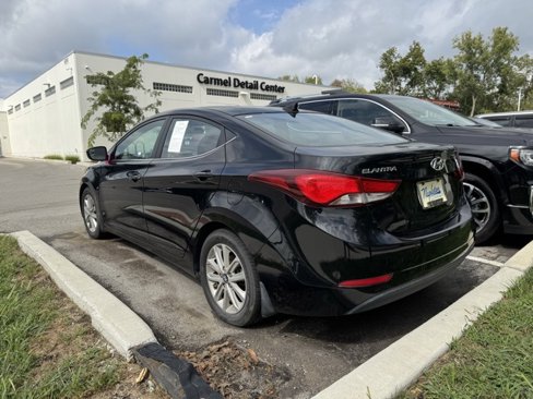 Used 2015 Hyundai Elantra SE w/ Option Group 03 image 3
