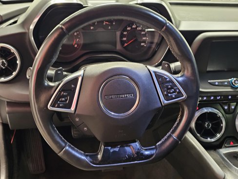 Used 2016 Chevrolet Camaro LT image 18