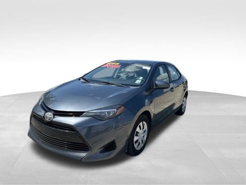Used 2017 Toyota Corolla L image 4