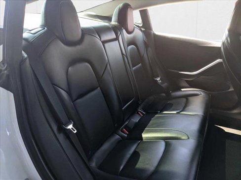 Used 2021 Tesla Model 3 Long Range image 19