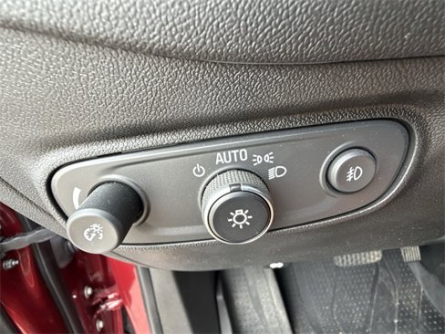 Certified 2020 Chevrolet Equinox LT image 17