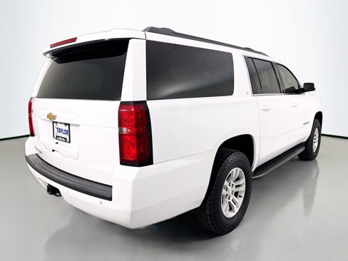 Used 2017 Chevrolet Suburban LT image 7