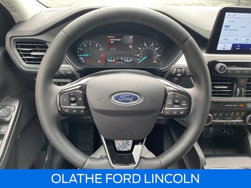 Used 2022 Ford Escape SE w/ Convenience Package image 16