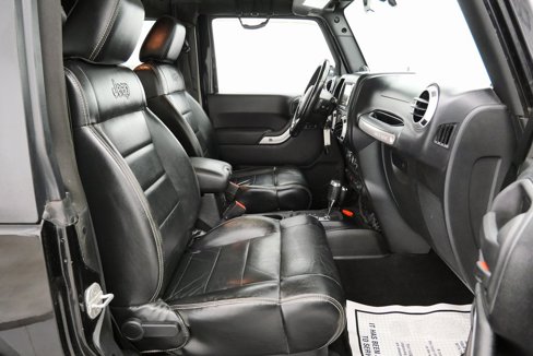 Used 2012 Jeep Wrangler Sahara w/ Dual Top Group image 15