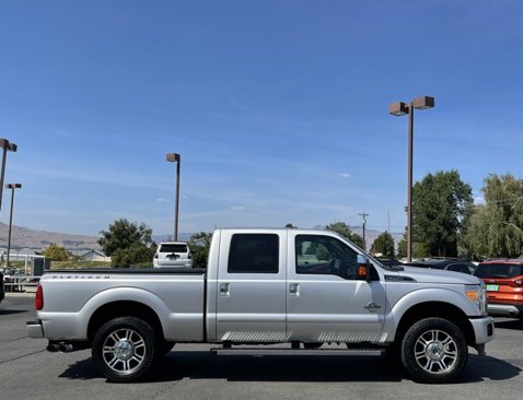 Used 2013 Ford F250 Platinum w/ FX4 Off Road Pkg image 2