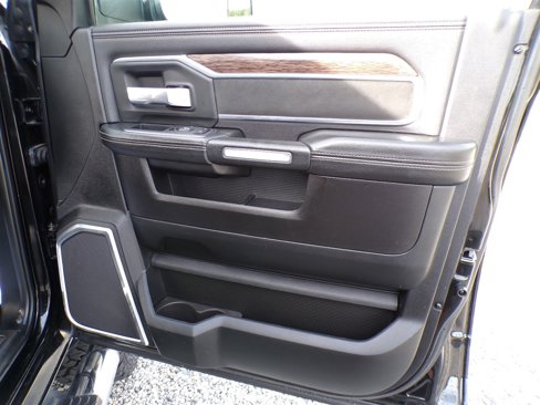 Used 2019 RAM 2500 Laramie image 23