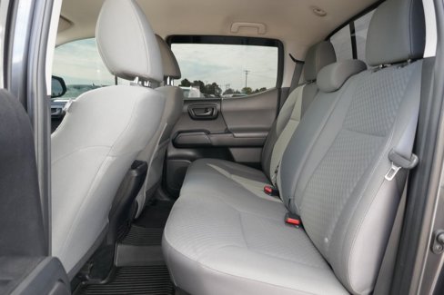 Used 2020 Toyota Tacoma SR image 19
