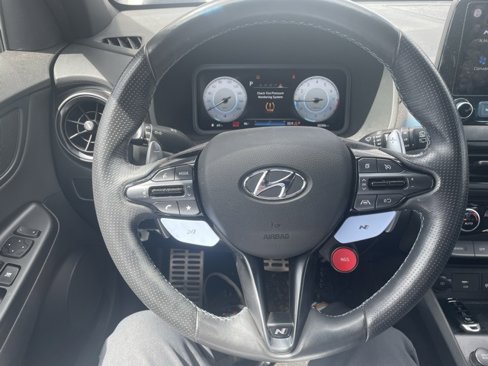 Used 2022 Hyundai Kona N image 5