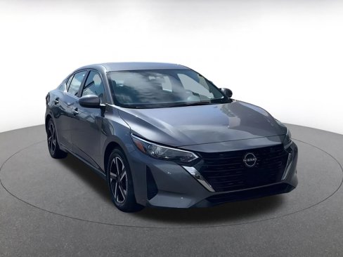 Used 2024 Nissan Sentra SV image 3