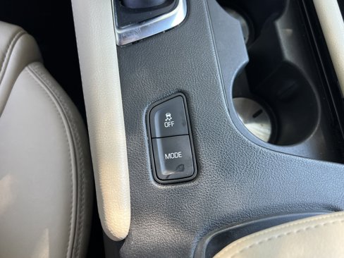 Used 2018 Cadillac XT5 Premium Luxury image 25