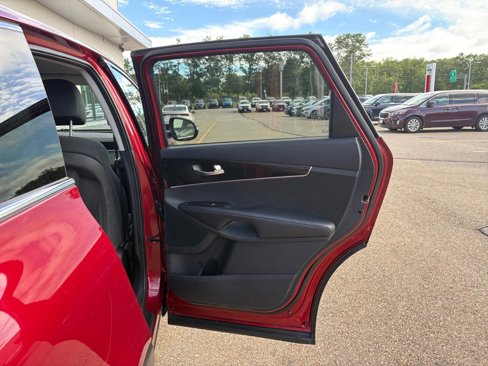 Used 2020 Kia Sorento LX image 37