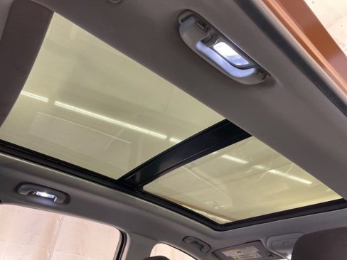 Used 2018 Chevrolet Equinox LT w/ Sun & Infotainment Package image 14