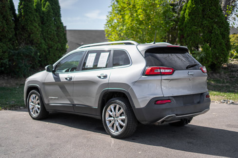 Used 2016 Jeep Cherokee Limited image 7