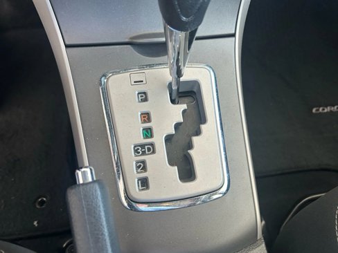 Used 2012 Toyota Corolla S image 17