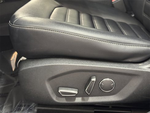 Used 2019 Ford Fusion SEL image 20