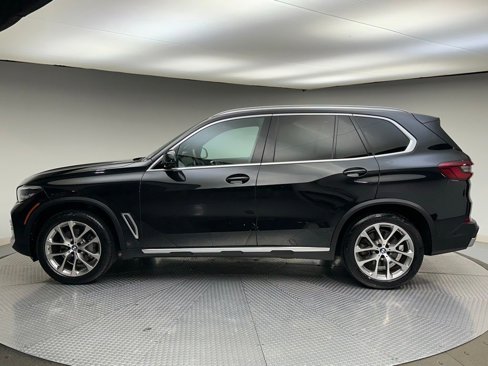Used 2020 BMW X5 xDrive40i w/ Premium Package image 2