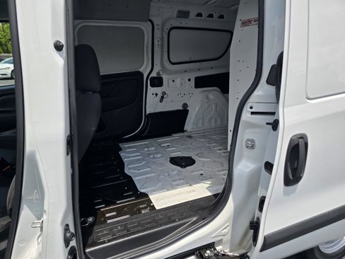 Used 2019 RAM ProMaster City Tradesman image 16