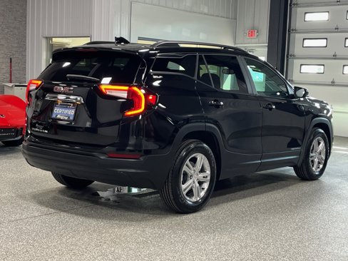 Certified 2022 GMC Terrain SLE w/ Driver Convenience Package image 5