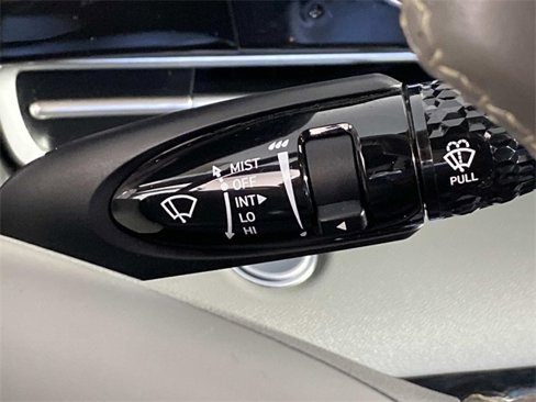 Used 2022 Hyundai Elantra SEL w/ Convenience + Premium Package image 19