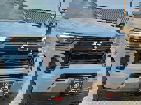 New 2025 Chevrolet Colorado Z71 image 7
