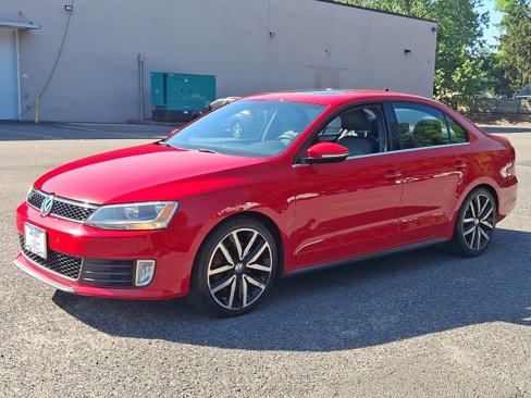 Used 2013 Volkswagen Jetta GLI Autobahn image 5